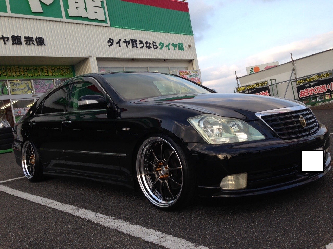 TOYOTA 18CROWN タイヤホイール取付 | トヨタ クラウンアスリート