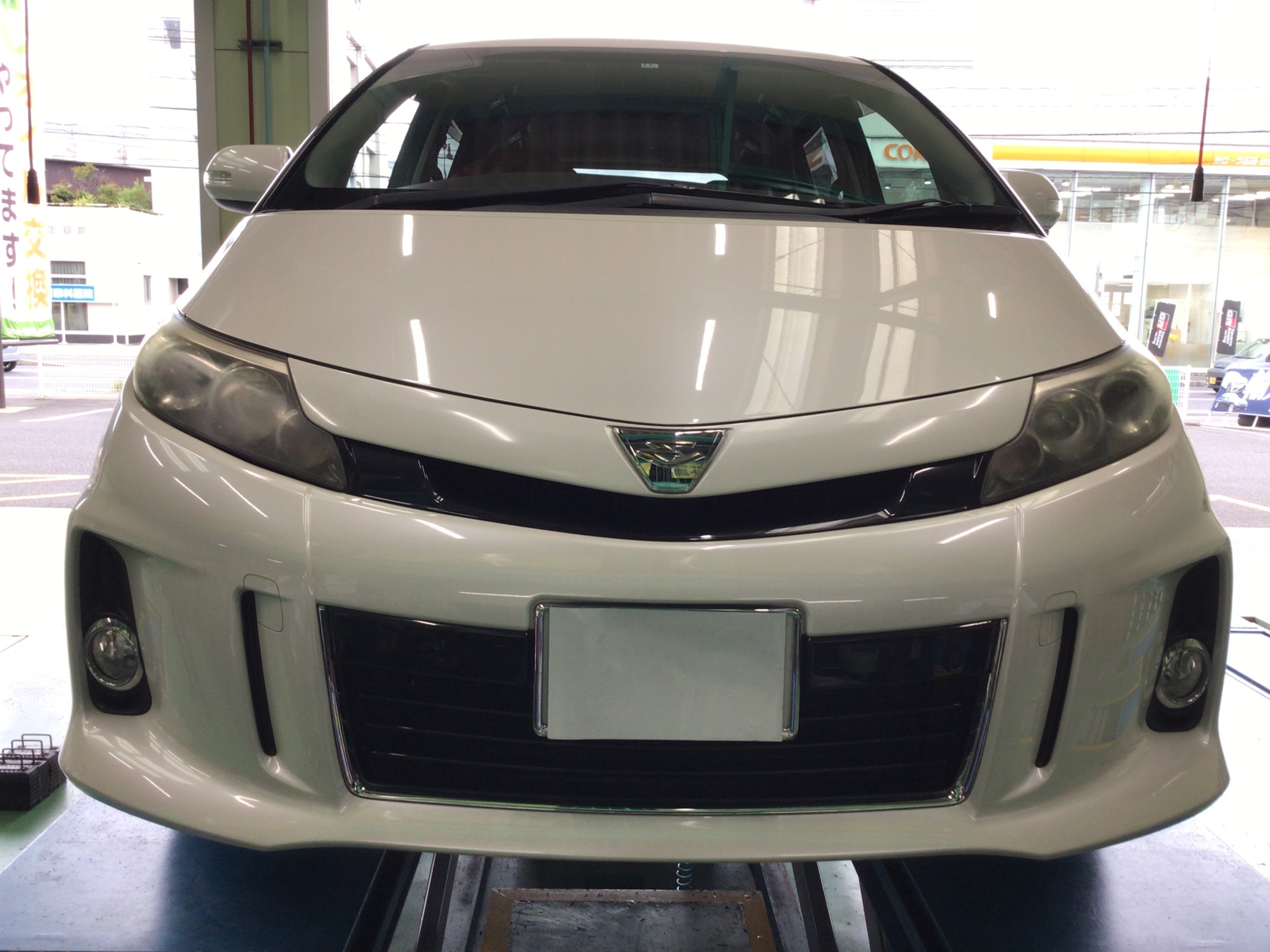 ACR50Wエスティマ　タイヤ館廿日市