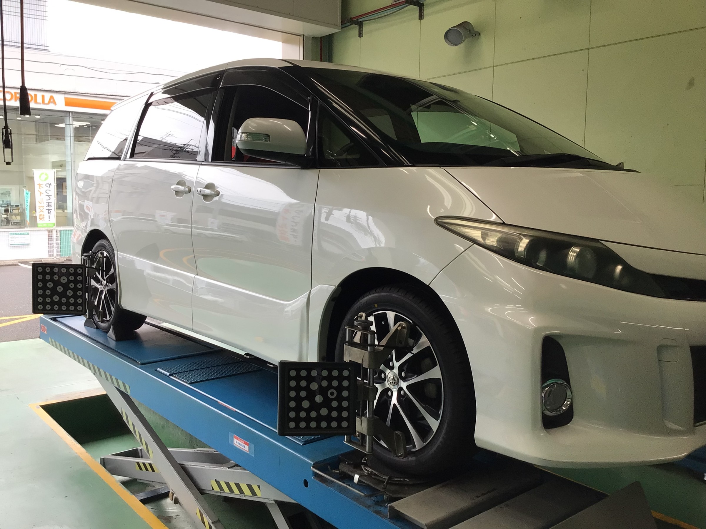 ACR50Wエスティマ　アライメント調整　タイヤ館廿日市