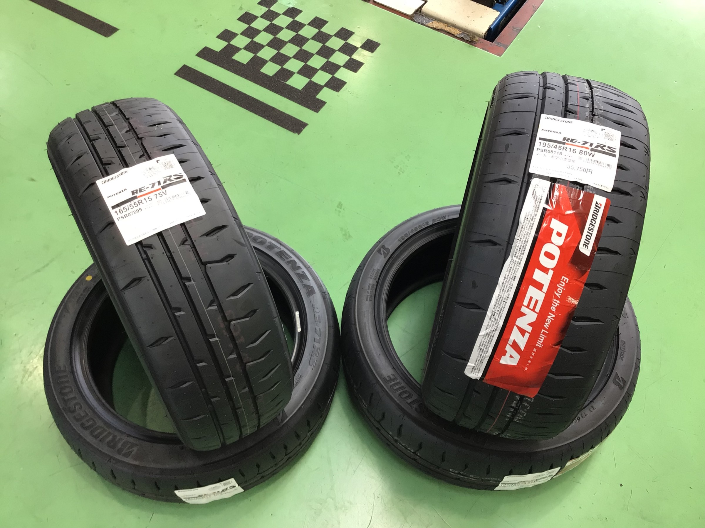 ホンダ S660」タイヤ交換＆アライメント作業＆TPMS取付