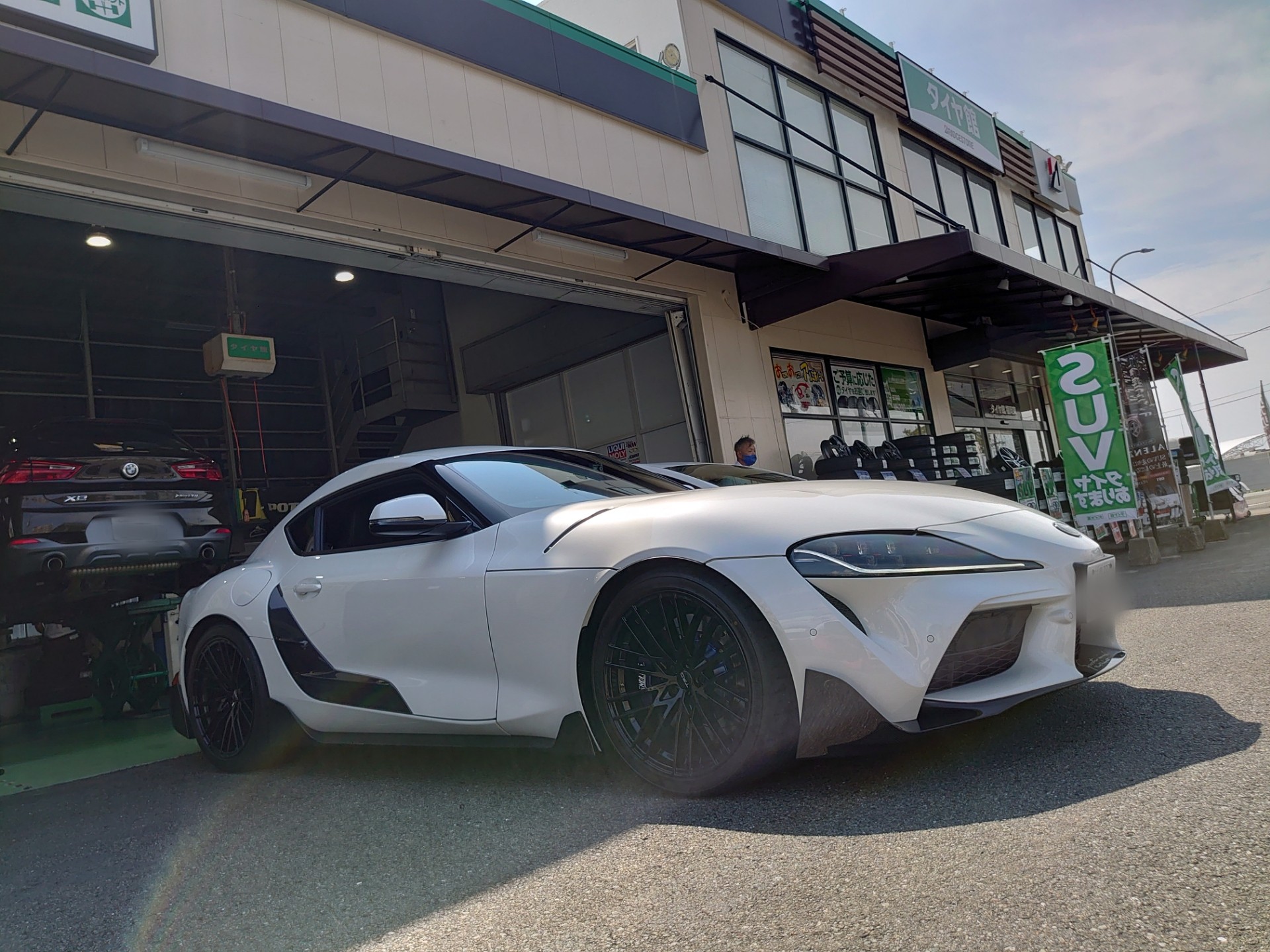 A90 GR Supra (スープラ) RZ に GR Supra (スープラ) MAX ORIDO AKEa