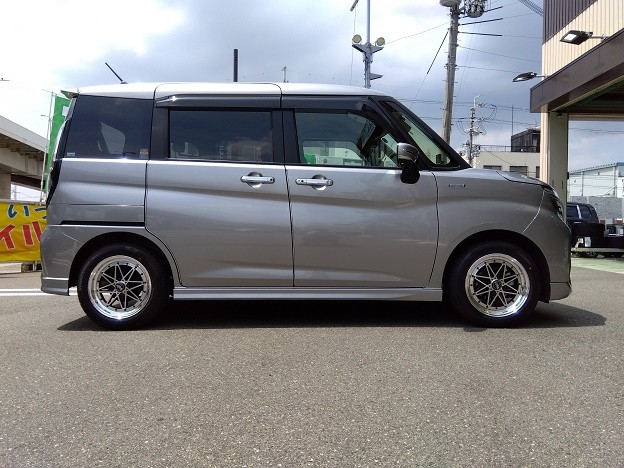 スズキ ソリオバンディッドに「WORK エクイップ03」の取付です