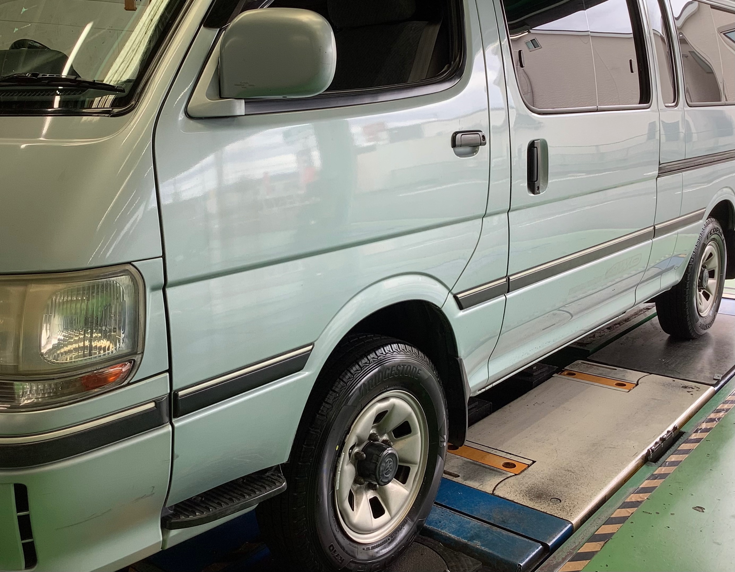 ハイエース 新車外し 195/80-15 ブリジストン エコピア｜車