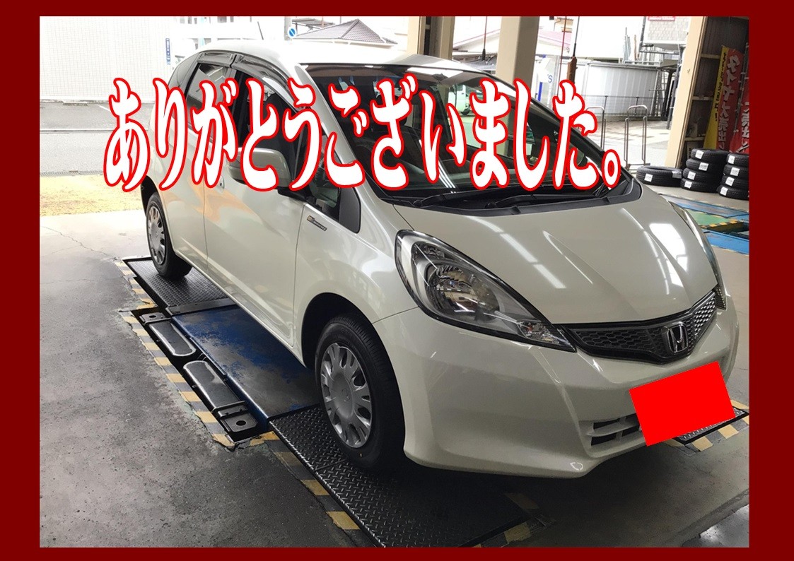 ホンダ　FIT　タイヤ交換　175/65R14