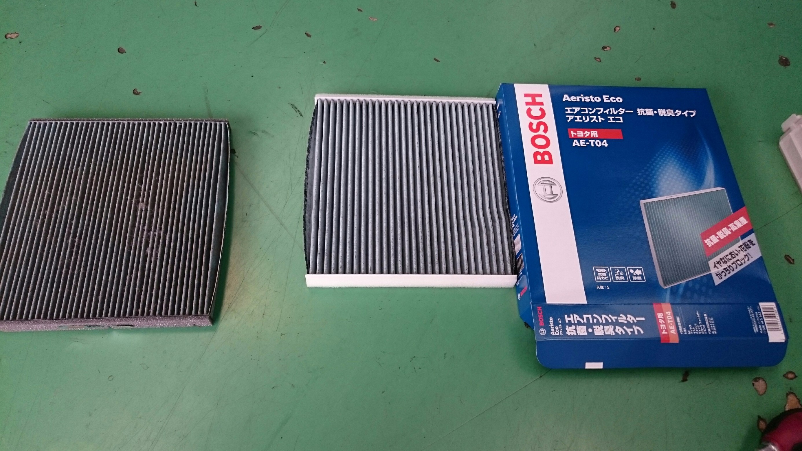 (左)汚れたフィルター (右)新品のフィルター