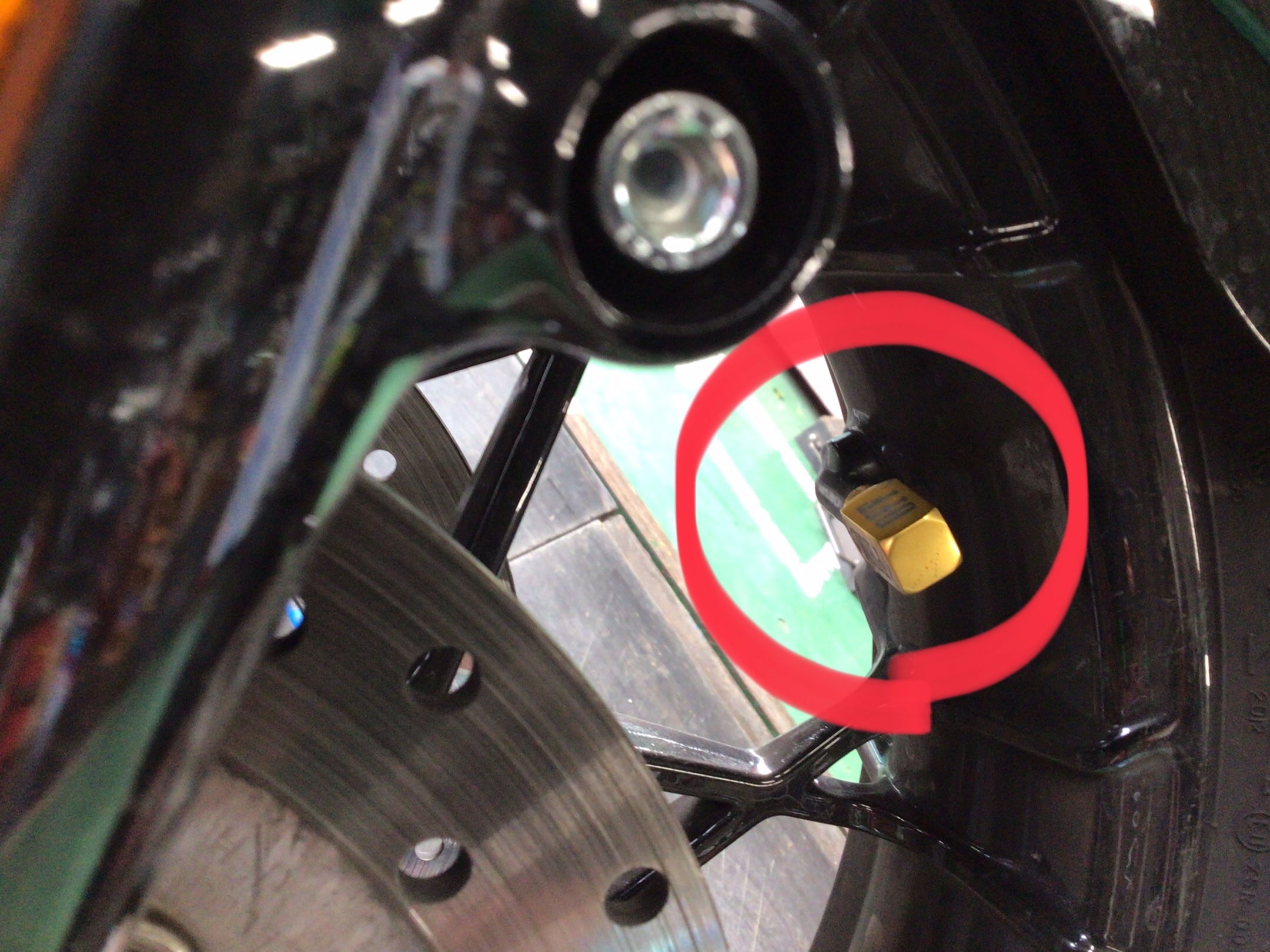 バイクにも窒素ガス充填⭐︎ | その他 タイヤ・ホイール関連 > 窒素 