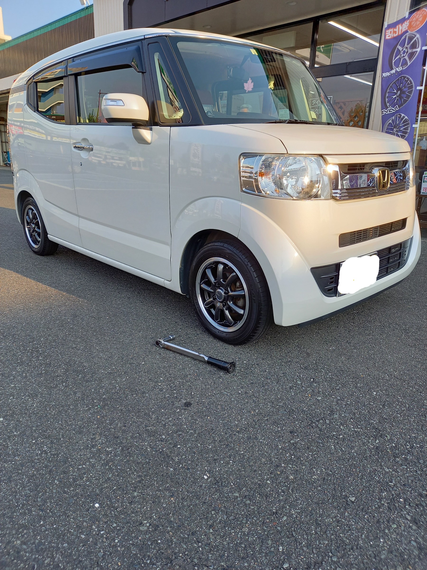 ホンダ N-BOX スラッシュ アルミホイール交換 JPスタイル バーニー