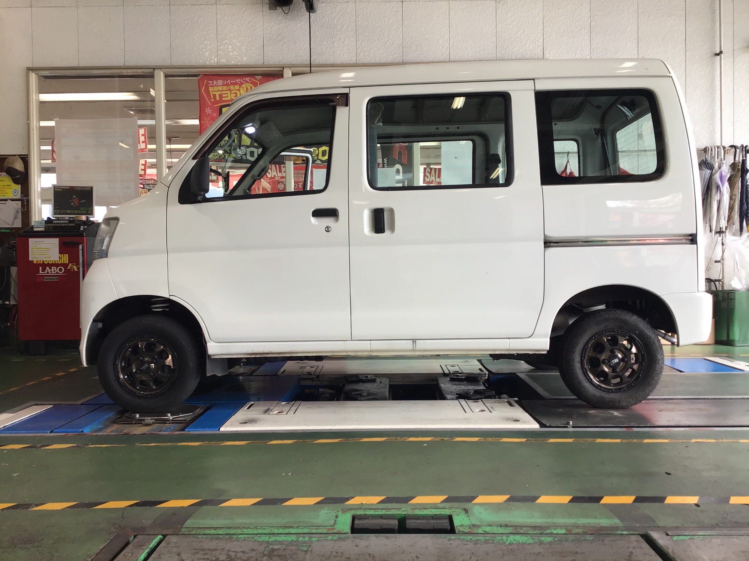 KLC ハイゼットカーゴ 300系 アップサス 1台分 轟リフトアップ