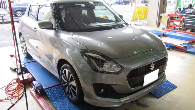 新型スイフトｒｓ 納車前作業 スズキ スイフト サービス事例 タイヤ館 奈良 奈良県のタイヤ カー用品ショップ タイヤからはじまる トータルカーメンテナンス タイヤ館グループ