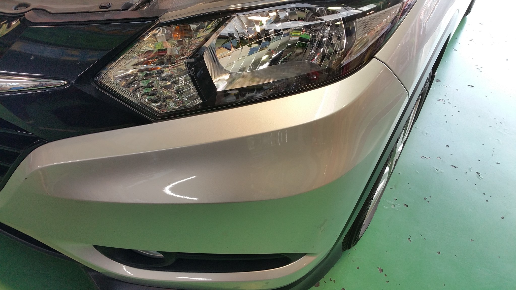 ホンダ Fit バッテリー交換っ アイドリングストップ車 取り付け 施工事例集 タイヤ館 福岡西 タイヤからはじまる トータルカーメンテナンス タイヤ館グループ