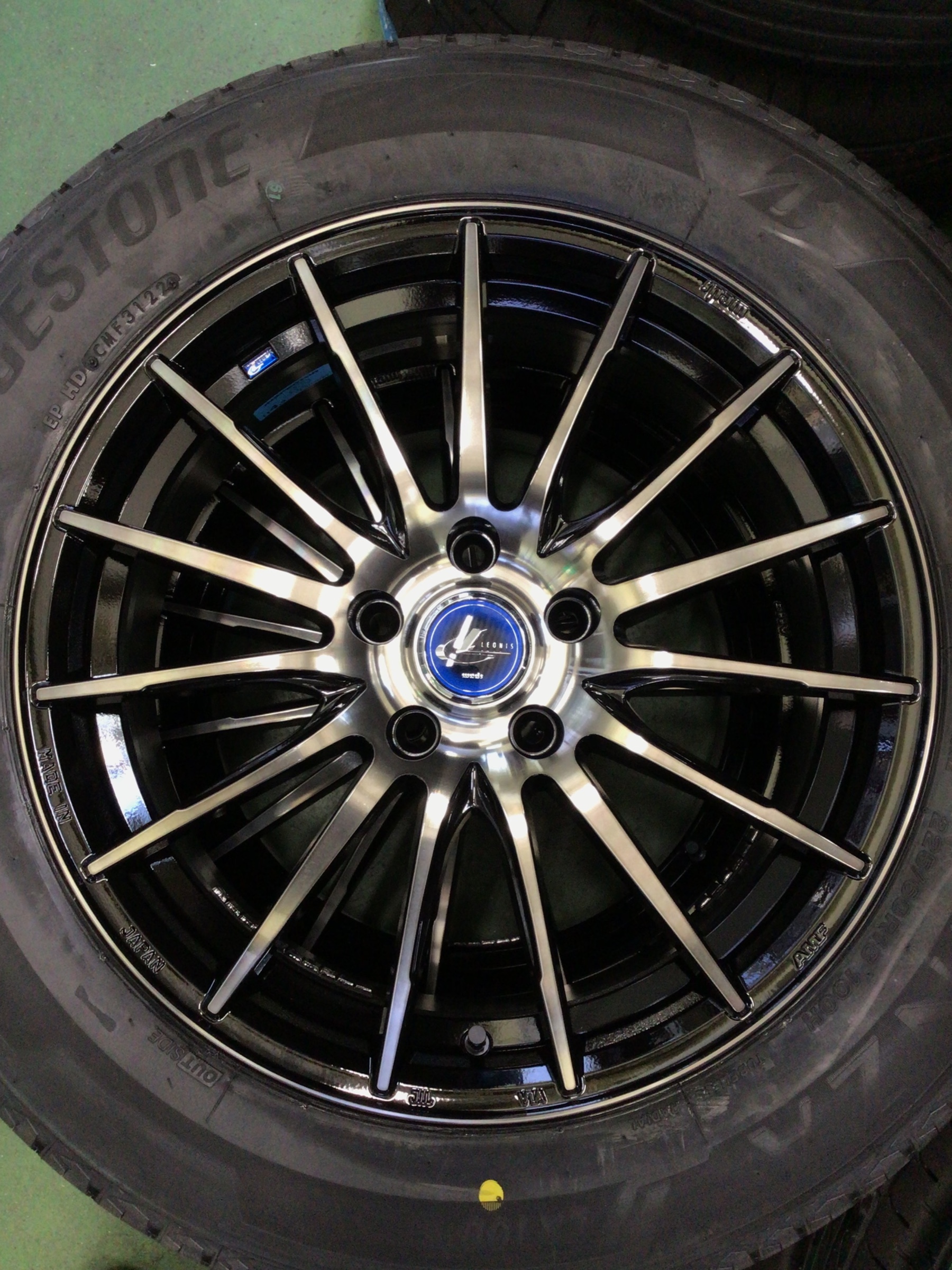 14インチ ダンロップ バリ溝 175/65R14 5.5J+38 100 コンパクトカー 中古スタッドレス