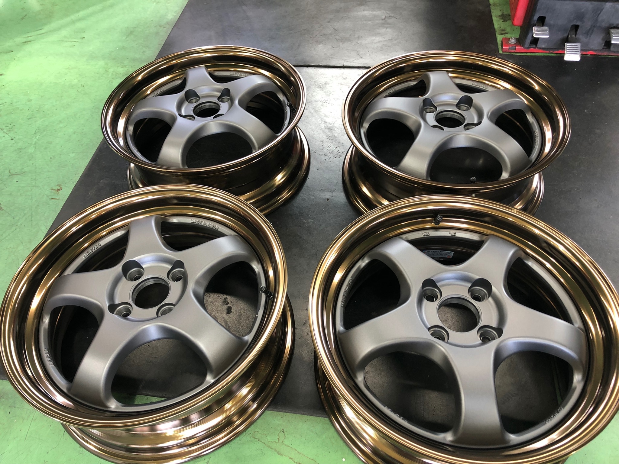 スズキ MA36S ソリオにWORK MEISTER S1R 16インチMGMカラー