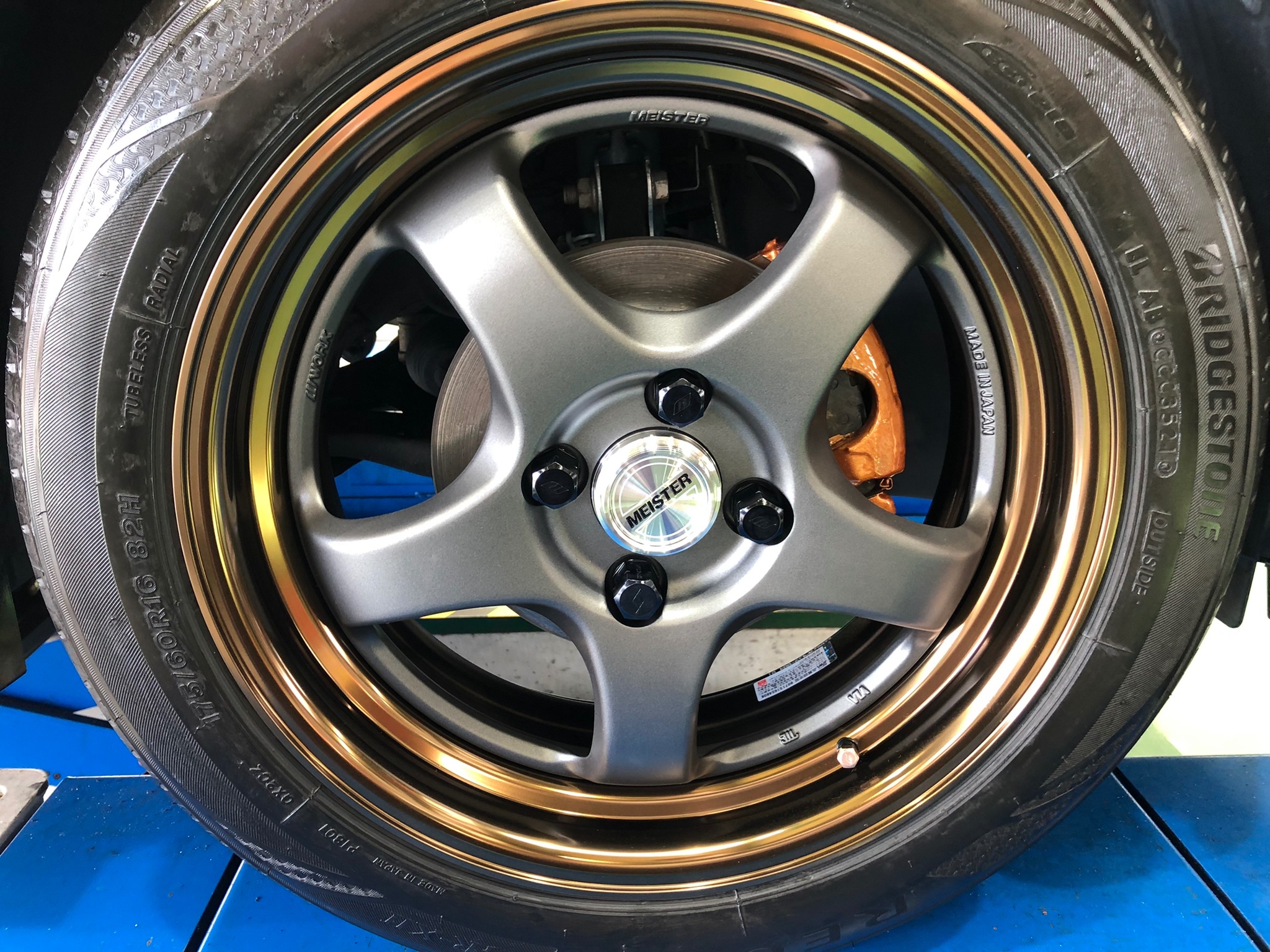 スズキ MA36S ソリオにWORK MEISTER S1R 16インチMGMカラー取り付け