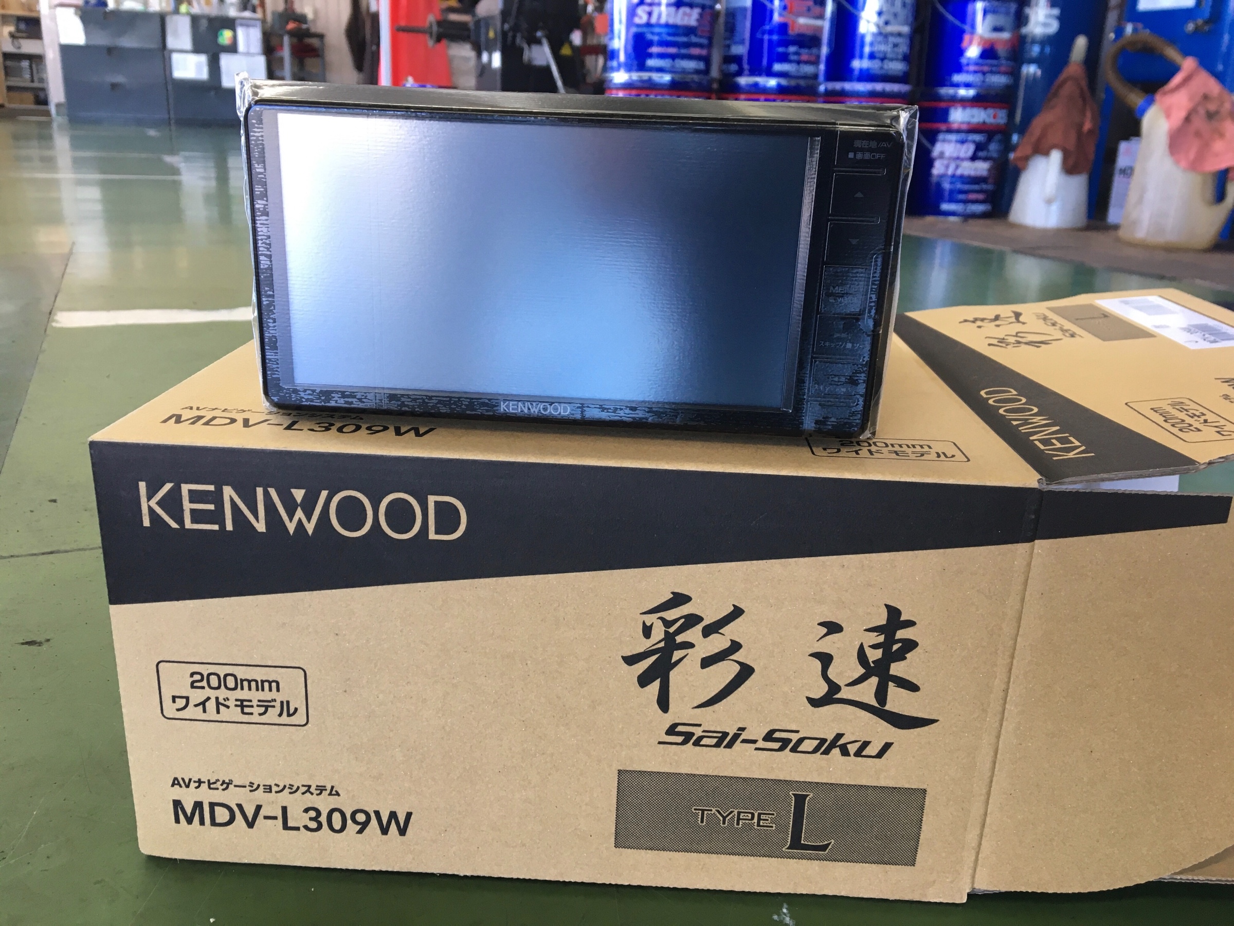 KENWOOD MDV-L309W 2021 / 2022 BIG OFFER