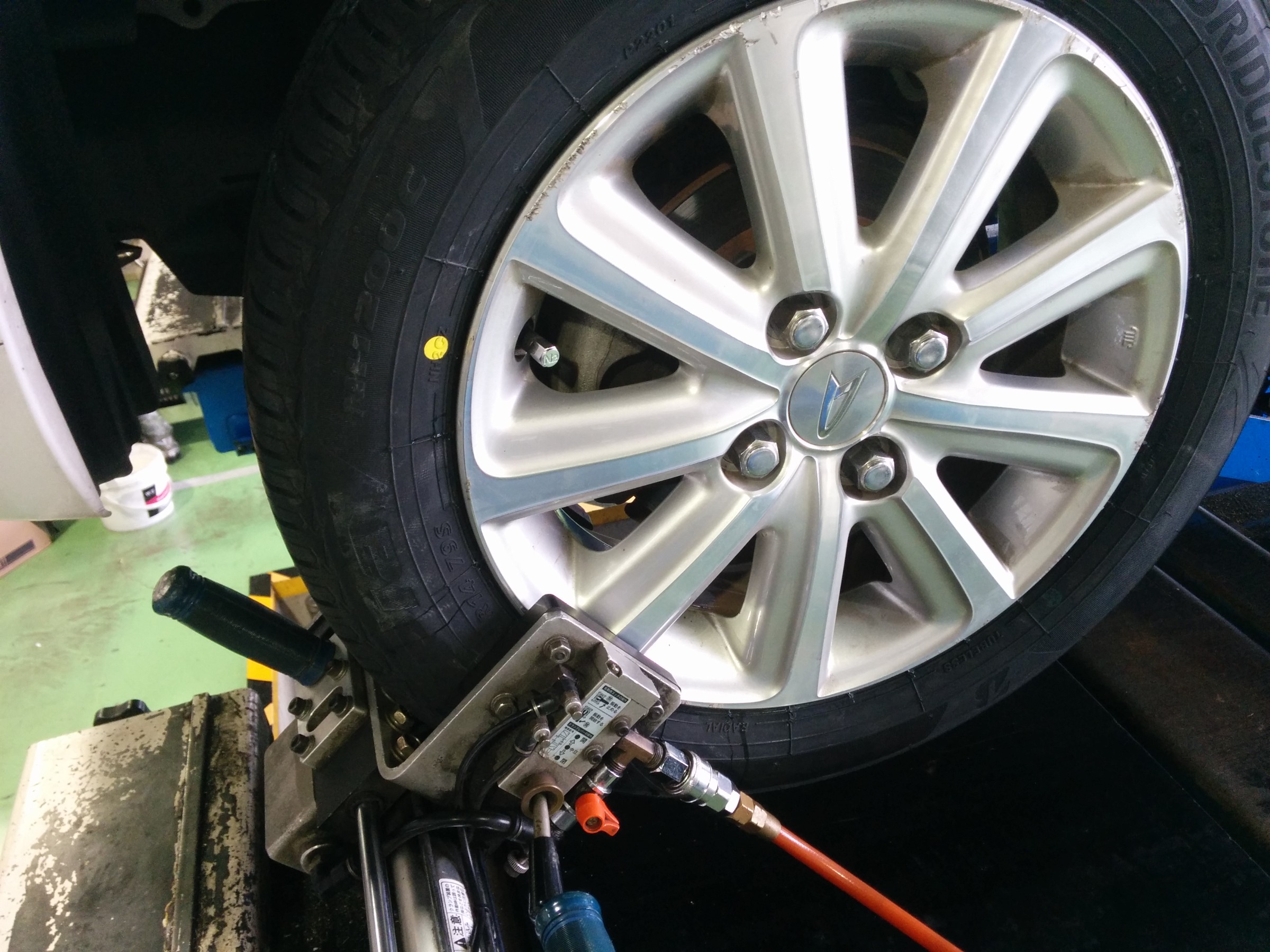 タイヤ交換】ダイハツ ブーン DBA-M600S エコピアNH200C 165/65R14