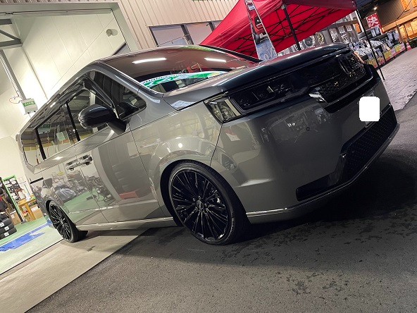 RAYS VOUGE 2223LIMITED グロッシーブラックGX 新型ステップワゴン新車