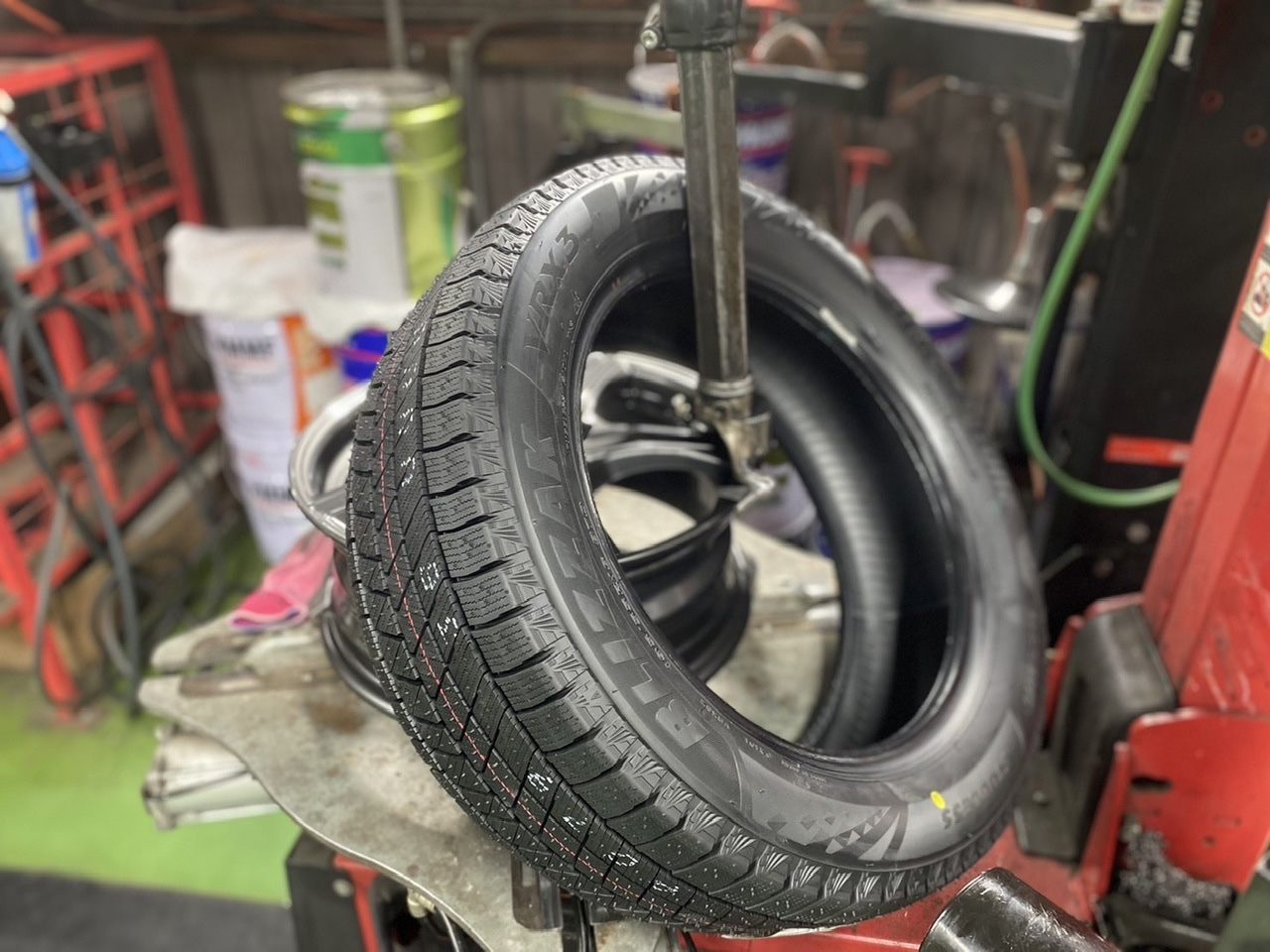 マツダ・ロードスター・ND】スタッドレスホイールセットを取り付けまし