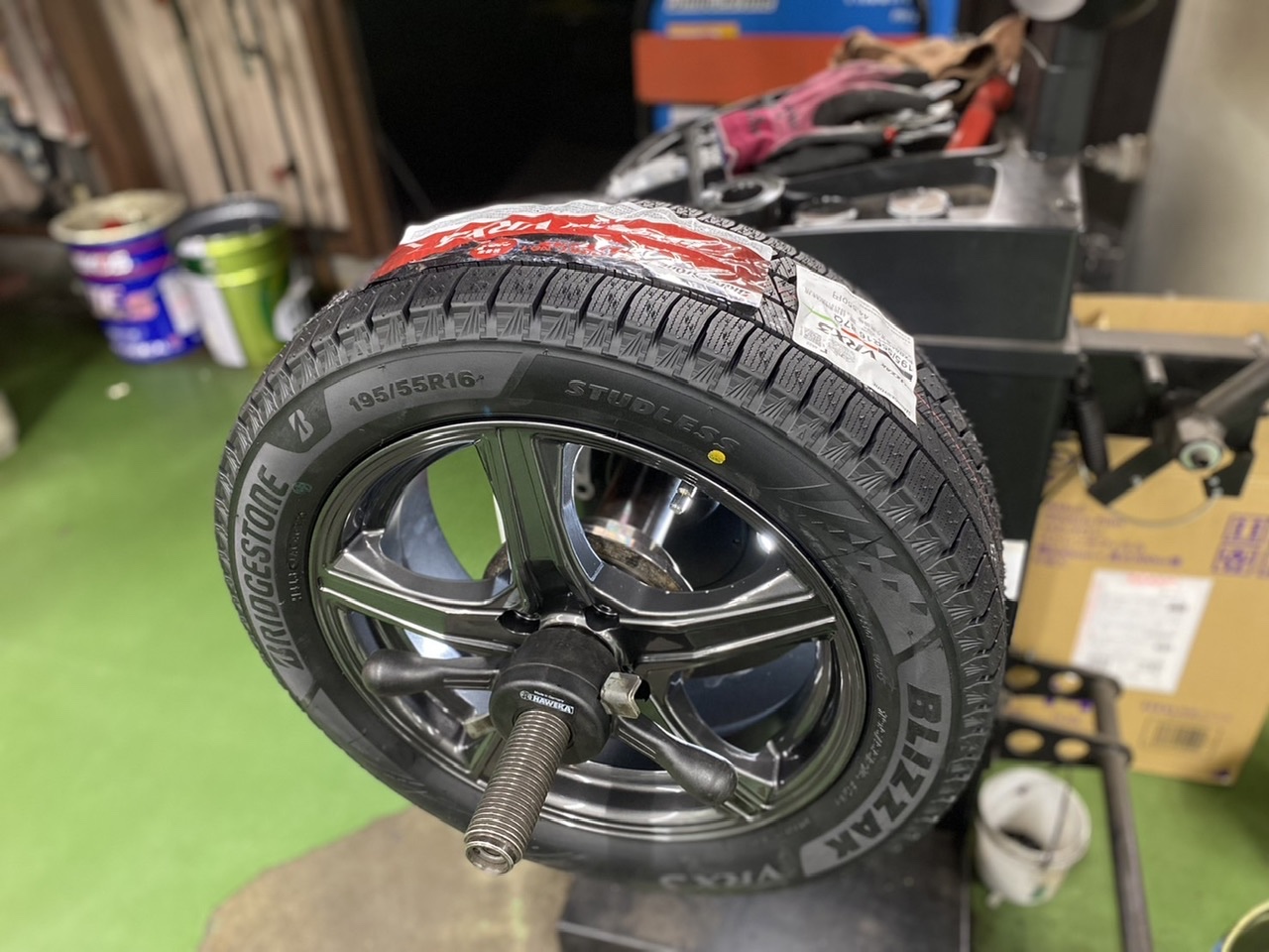 マツダ・ロードスター・ND】スタッドレスホイールセットを取り付けまし