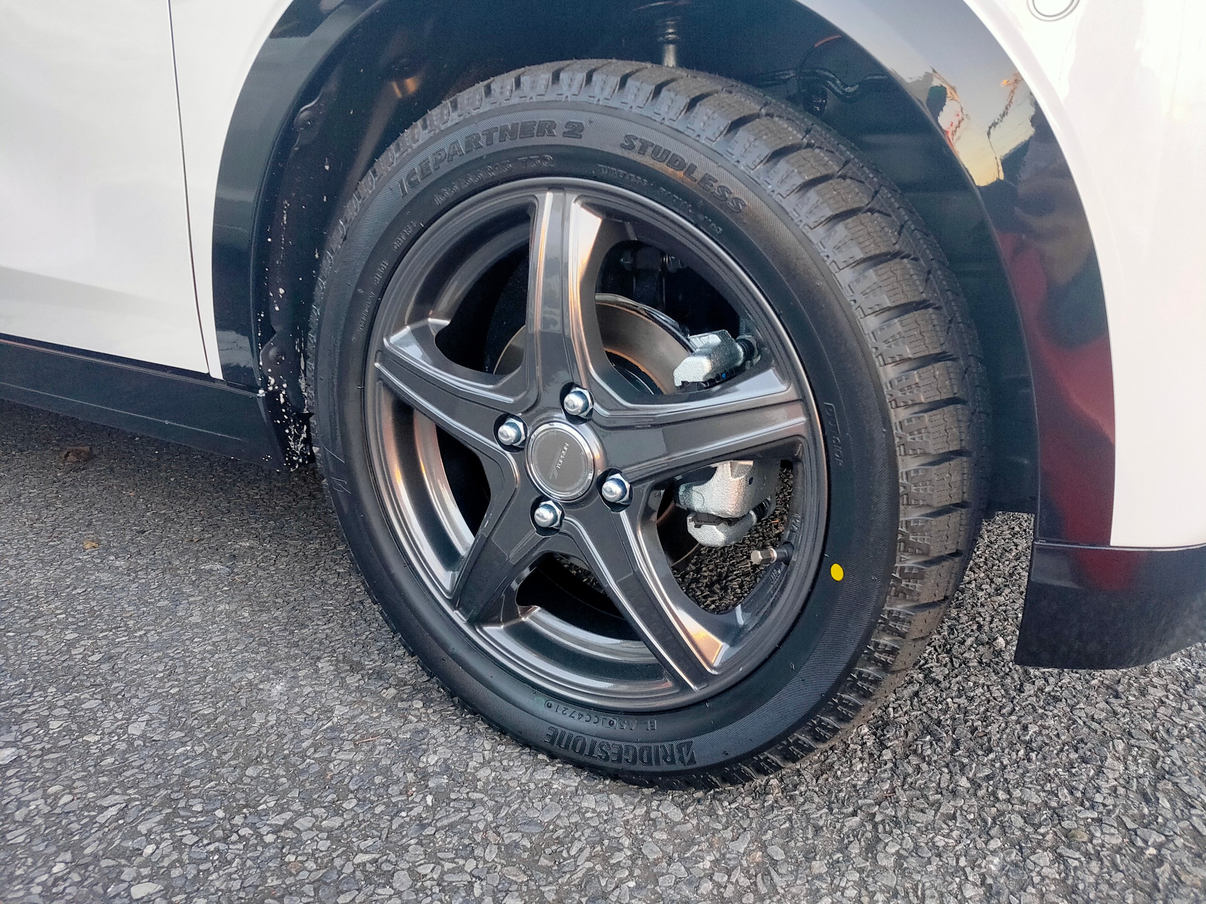 日産 サクラ（B6AW）】スタッドレスアルミセット取付を行いまし