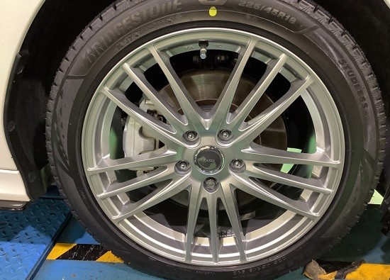 スバル レヴォーグ WRXS4 ホイールタイヤ スタッドレス 225/45R18 225/45R18 VRX レヴォーグ WRX S4 スタッドレス 純正アルミ ネクセン