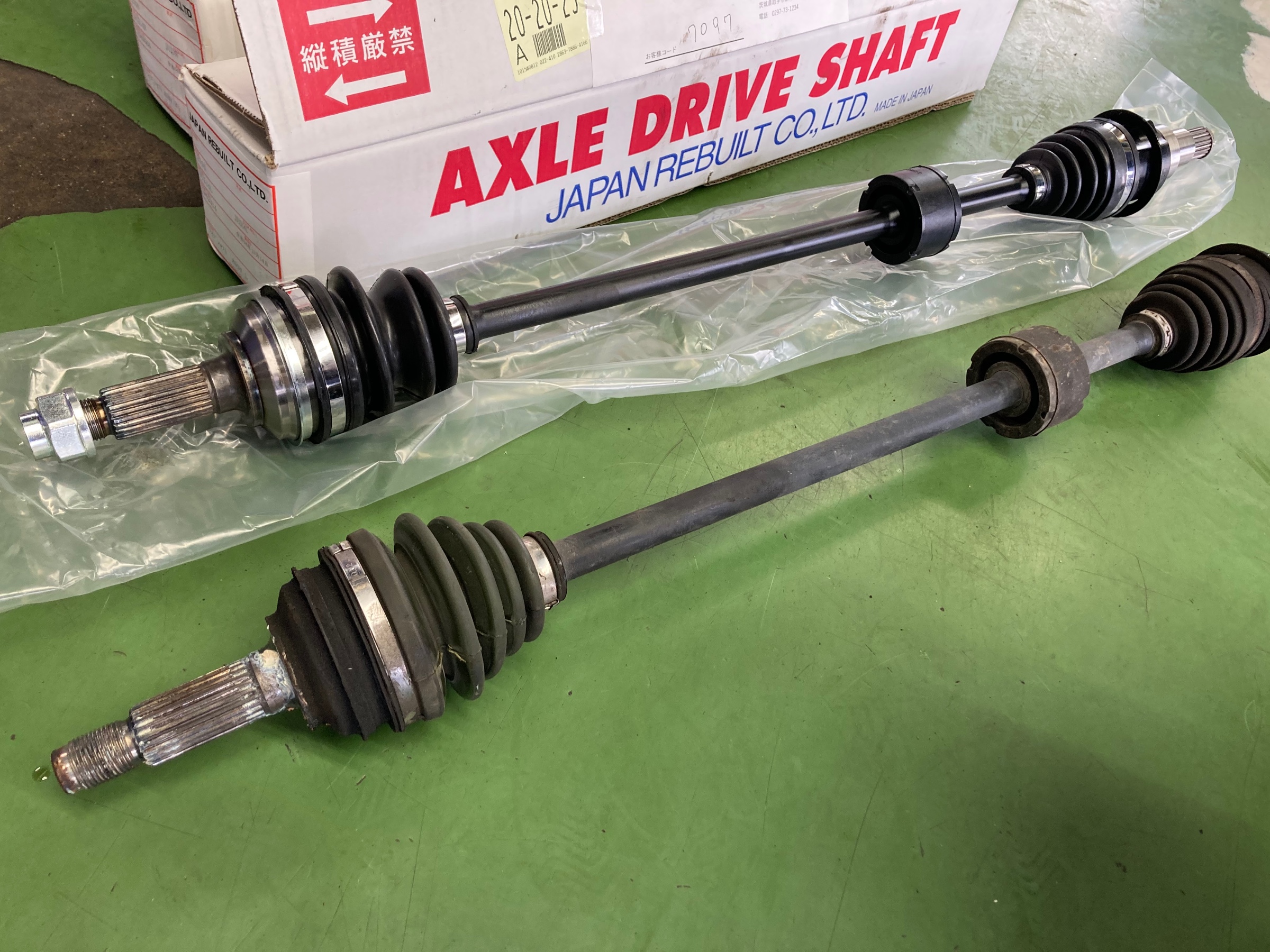 【ダイハツ・ミラ・L275S】ドライブシャフト交換 ダイハツ ミラ メンテナンス商品 パーツ取付 > 足回り関係取付 サービス事例