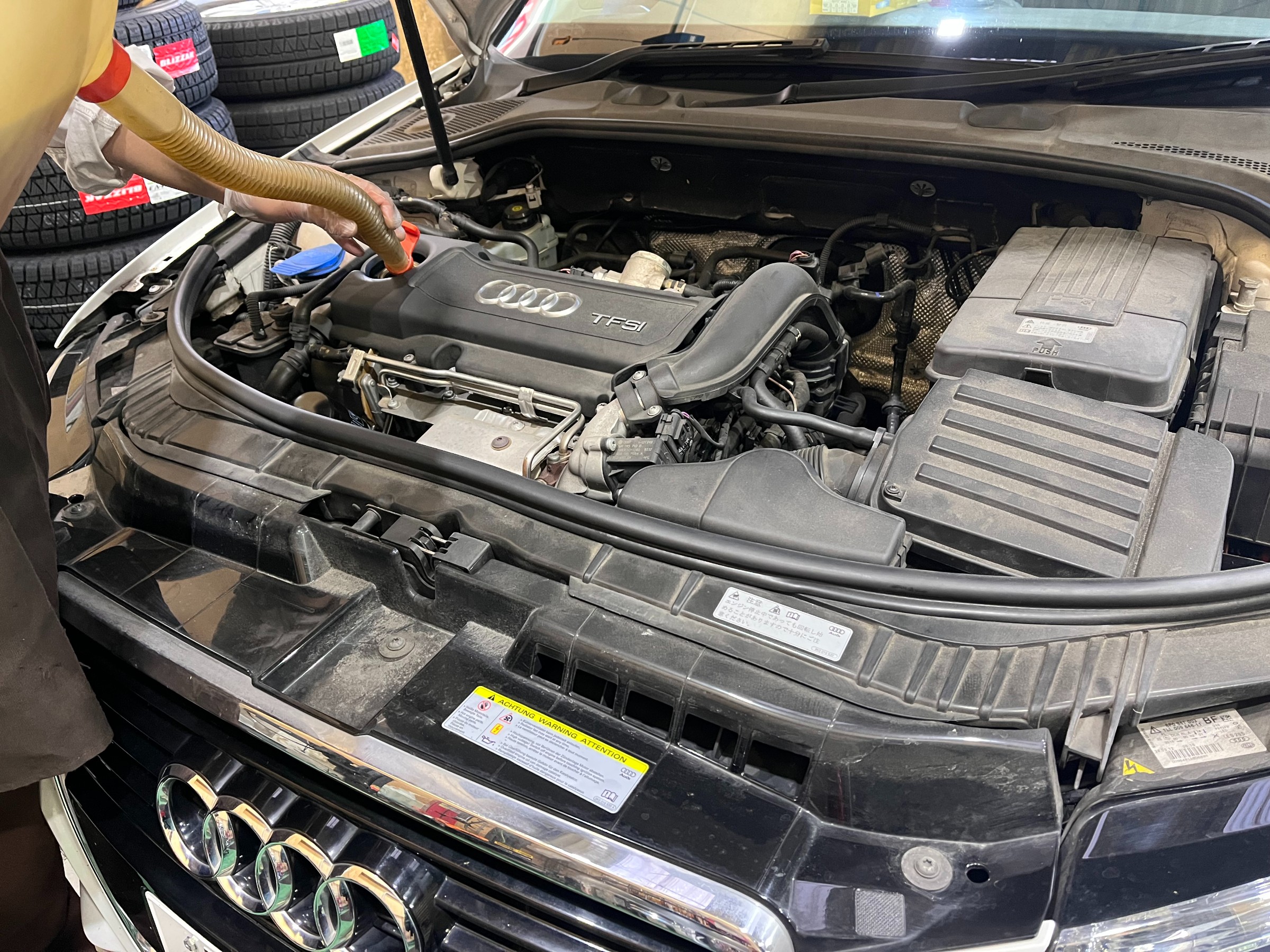☆【輸入車オイル交換】アウディ A3 ☆ アウディ A3 メンテナンス商品 オイル関連 > エンジンオイル交換 サービス事例