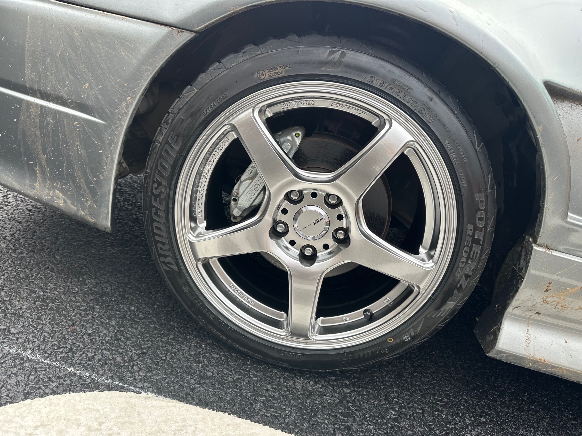 日産・シルビア・S15】タイヤホイール取付の紹介です | 日産 シルビア