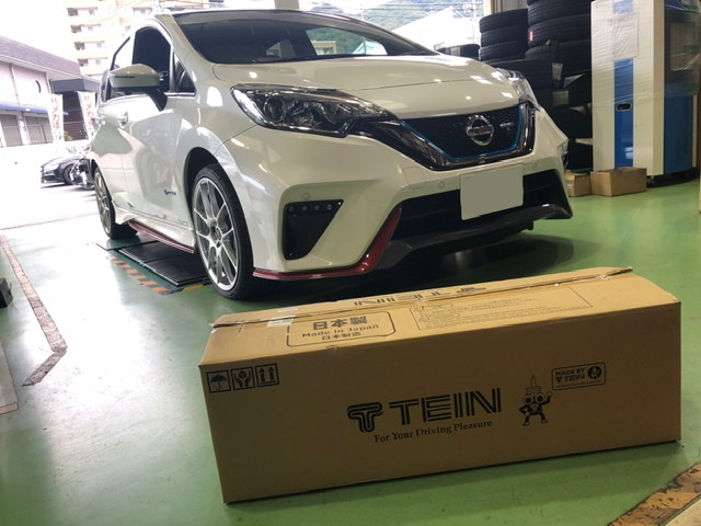 日産 E12 ノート Eパワー NISMO S に、TEINフレックスZ 車高調