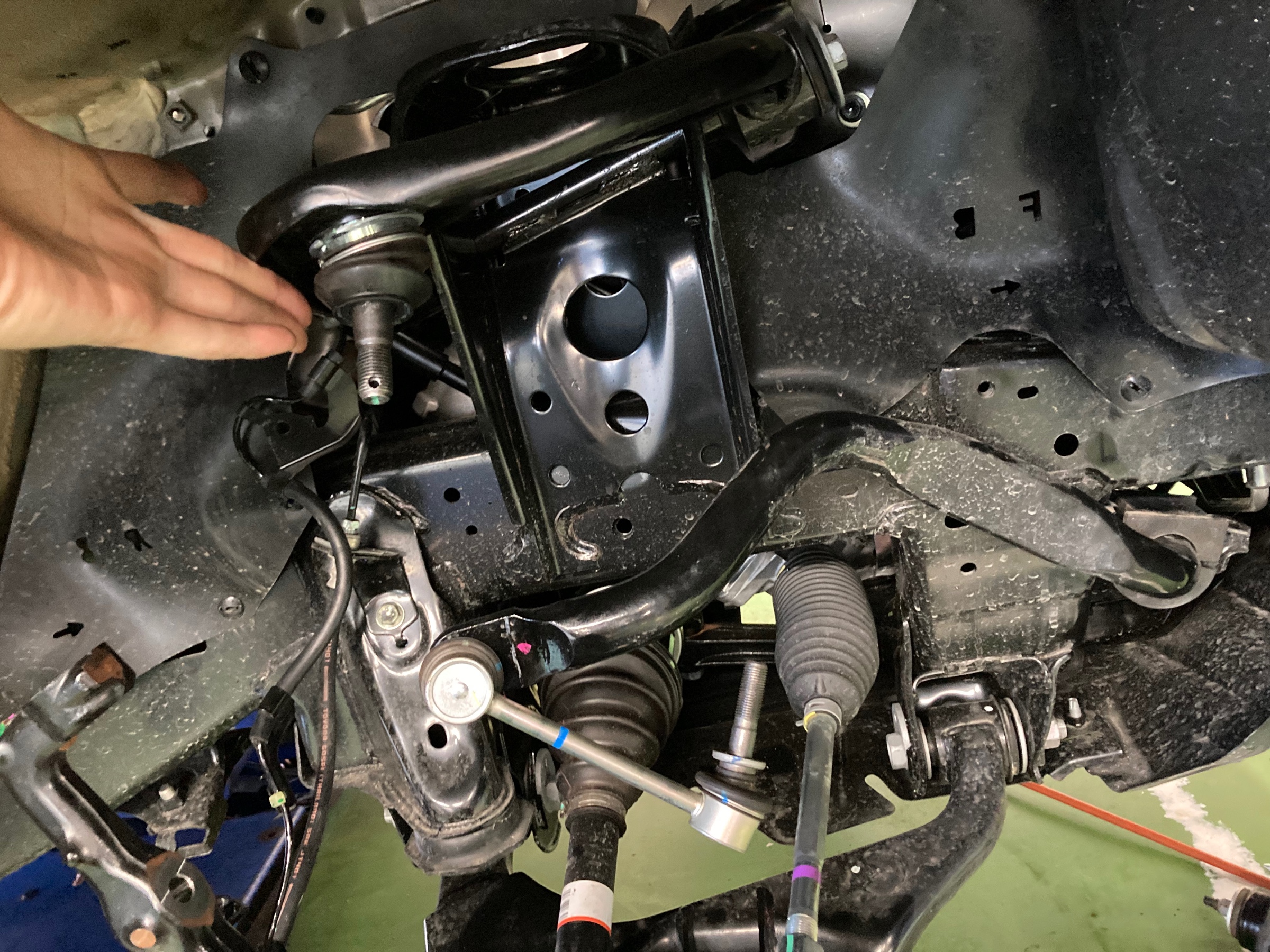 トヨタ・ハイラックス GRスポーツ・125系】JAOS・BATTLEZキットで