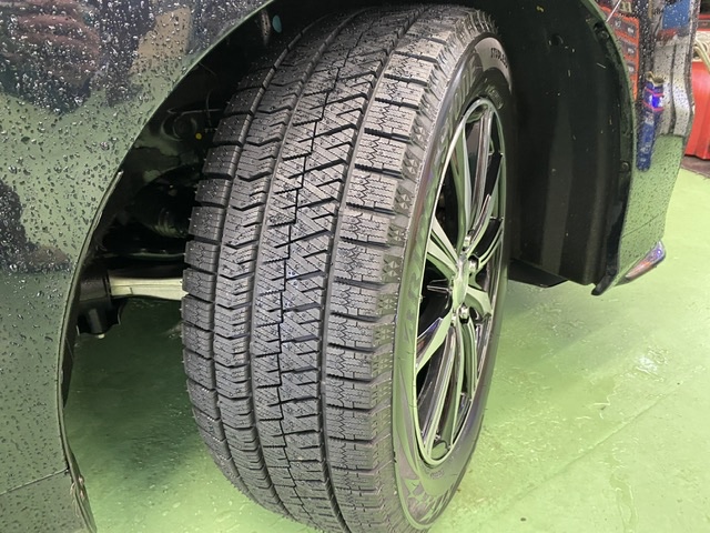 VRX2 スタッドレスタイヤ みずみずしい 225/50/R17 アルミホイール