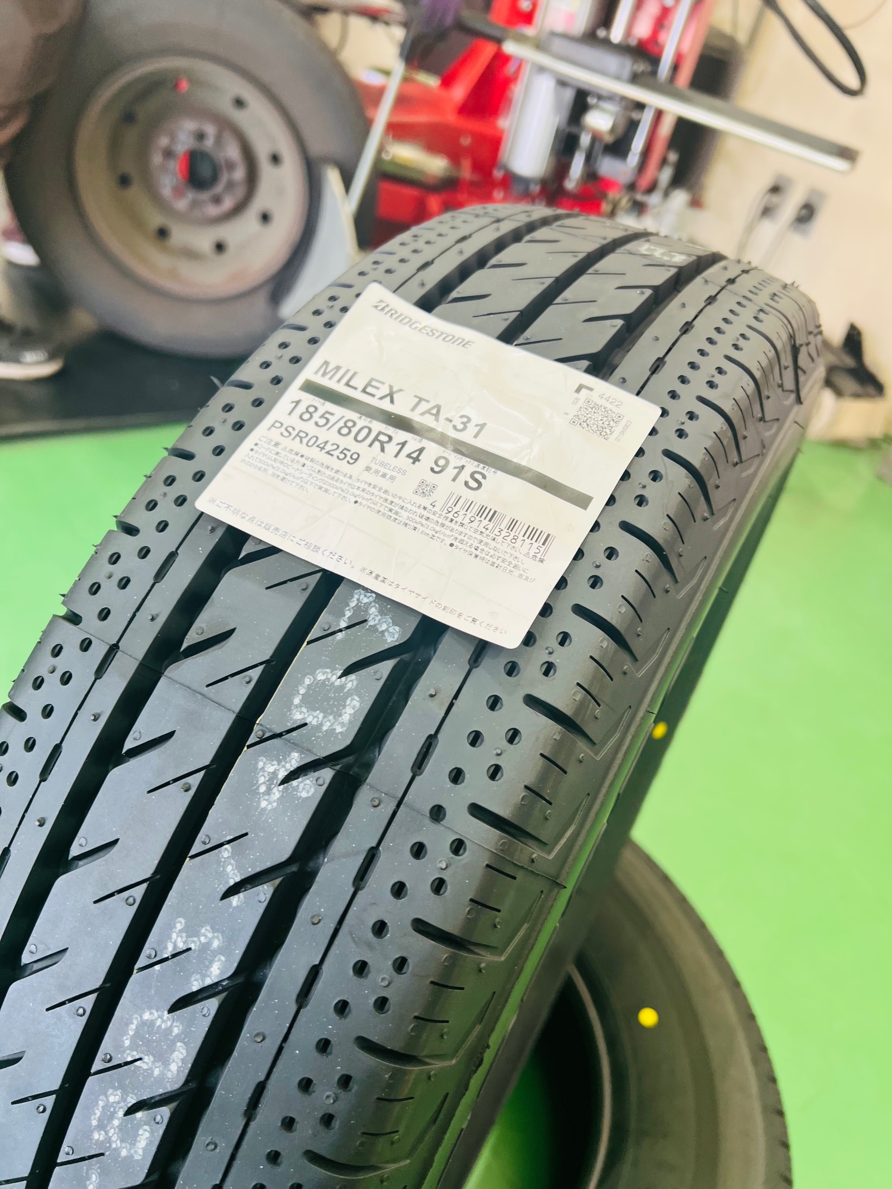 セドリックタクシー】タイヤ交換‼️ | 店舗おススメ情報