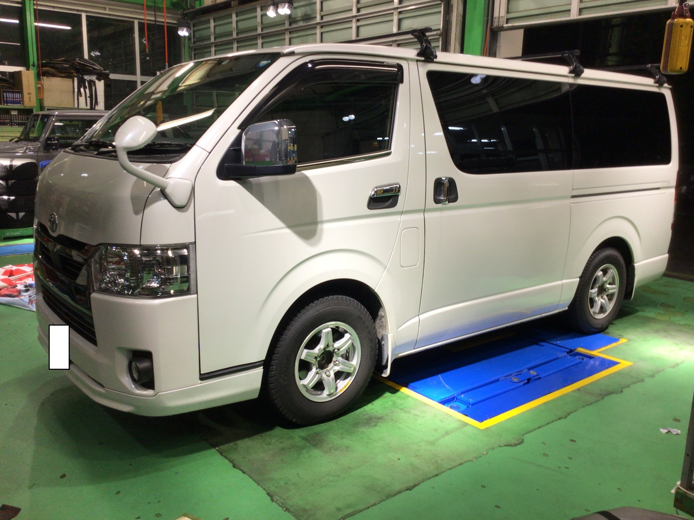 仕事車だからこそ⁉ ブレーキ強化 ‼ | トヨタ ハイエース その他 その他