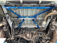 高強度ボディ補強PARTS ”クスコ・パワーブレース” byハイエース