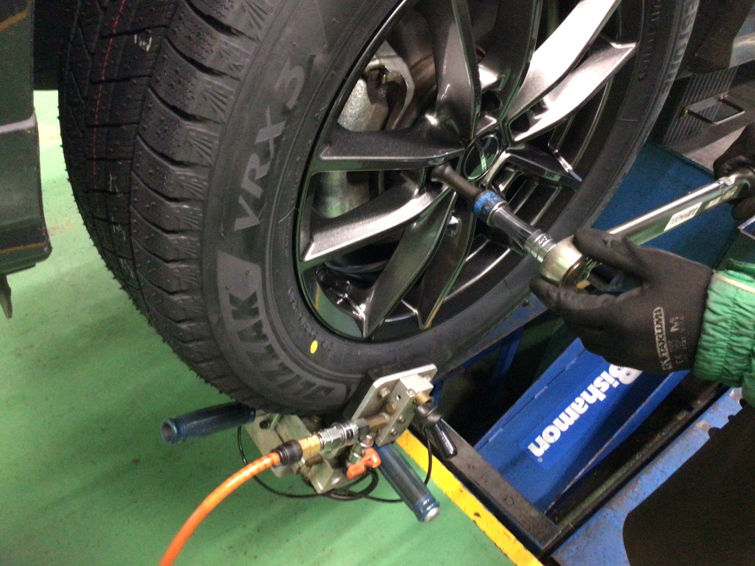 センターフィット取り付け　タイヤ館廿日市