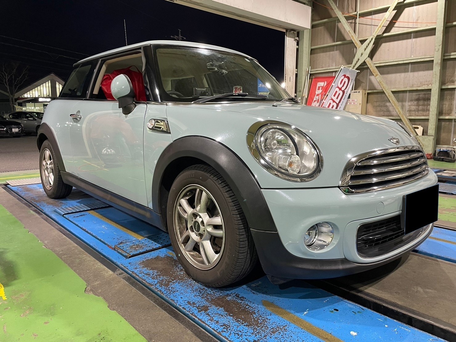 ミニ(R56)】スタッドレスタイヤ取付 | 店舗おススメ情報