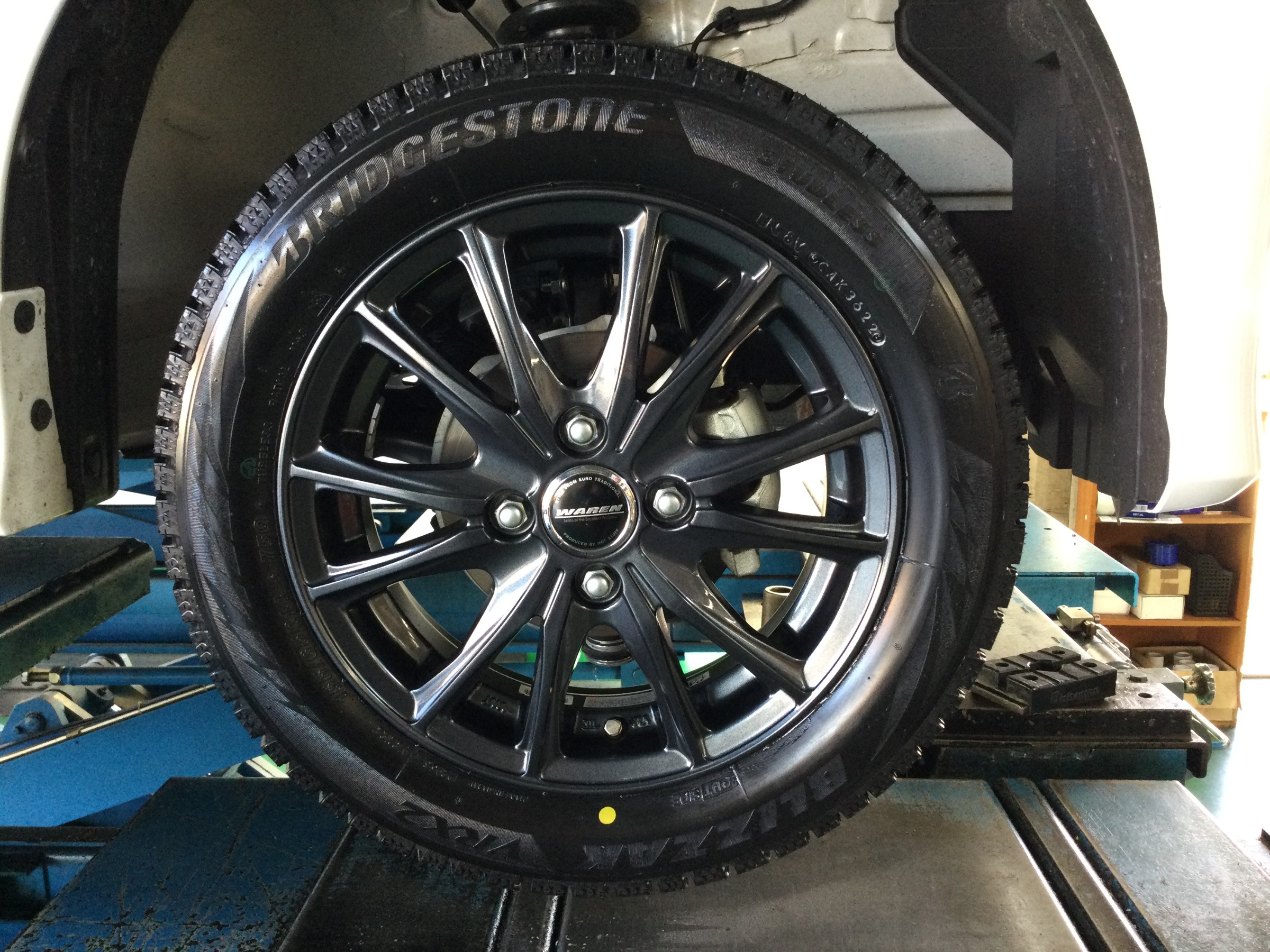 ワゴンRスティングレーホイールタイヤセット Amazon | 【適合車種:スズキ ワゴンR スティングレー(MH35S、MH55S