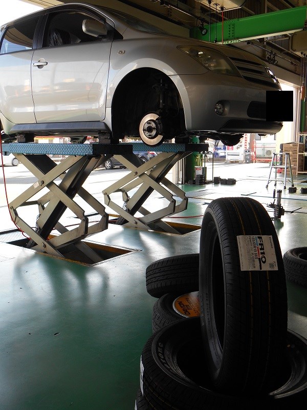 トヨタ　ＩＳＴ