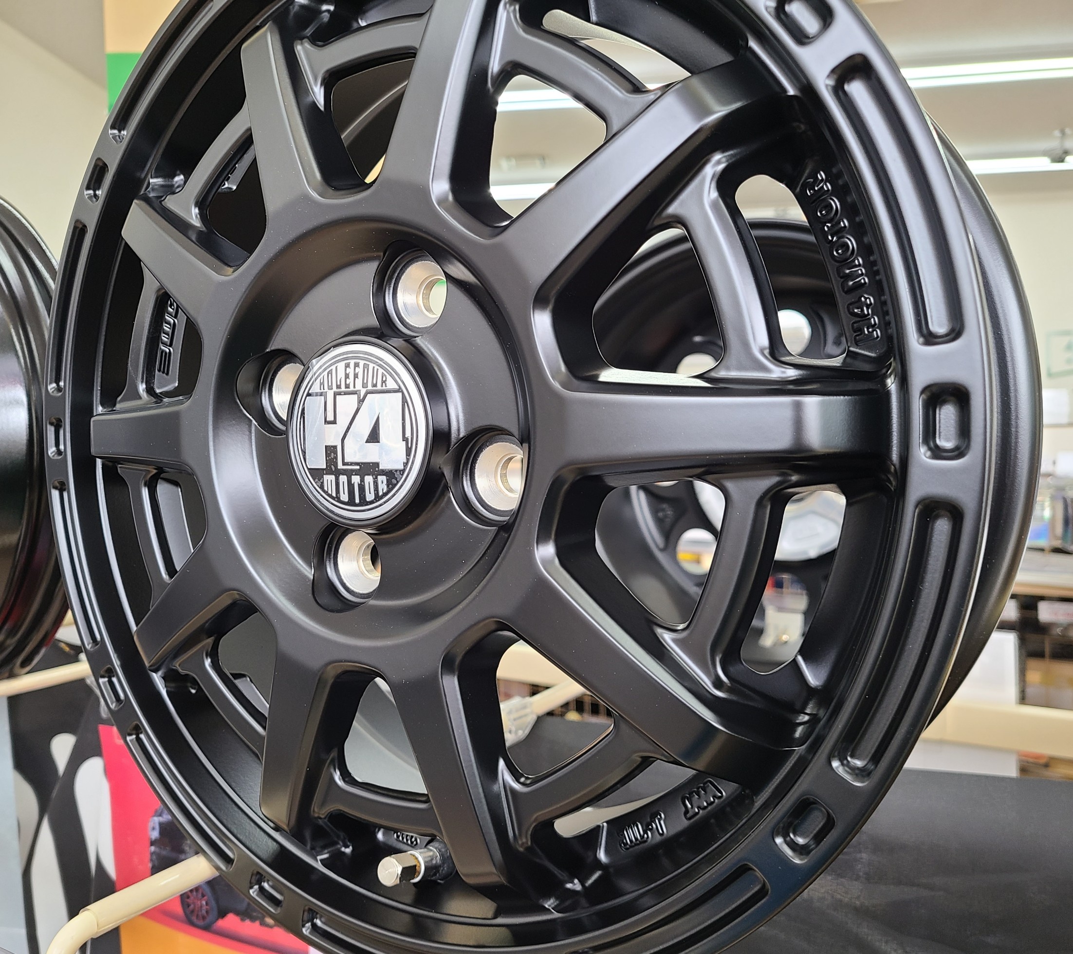 4WDらしさ上がるH4モーターX1☆14インチ☆165/65R14付☆タンクなど