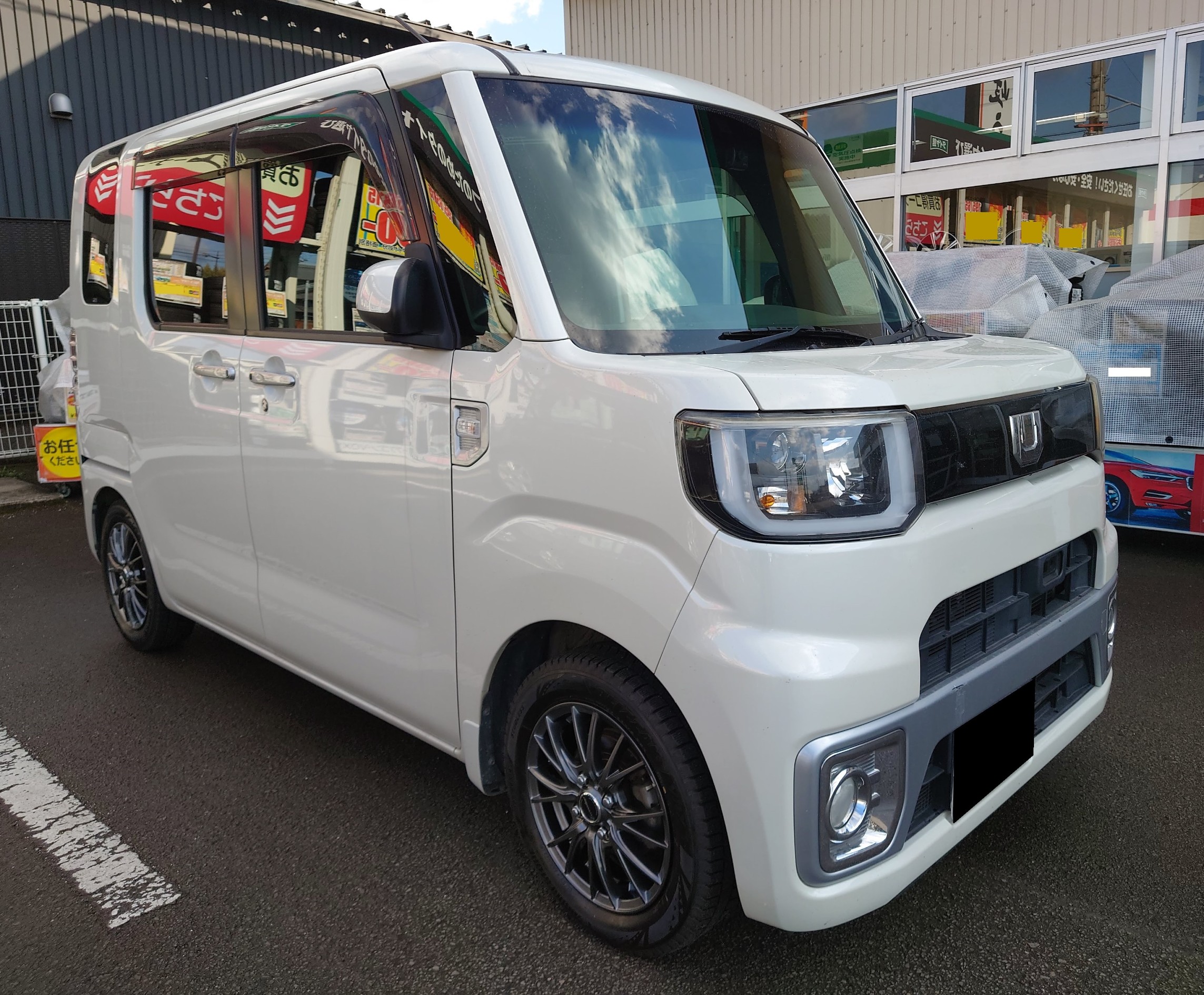 ≪ダイハツ ウェイク スタッドレスタイヤ・ホイール取付け≫ ダイハツ ウェイク タイヤ タイヤ・ホイール関連 > タイヤ・ホイール交換