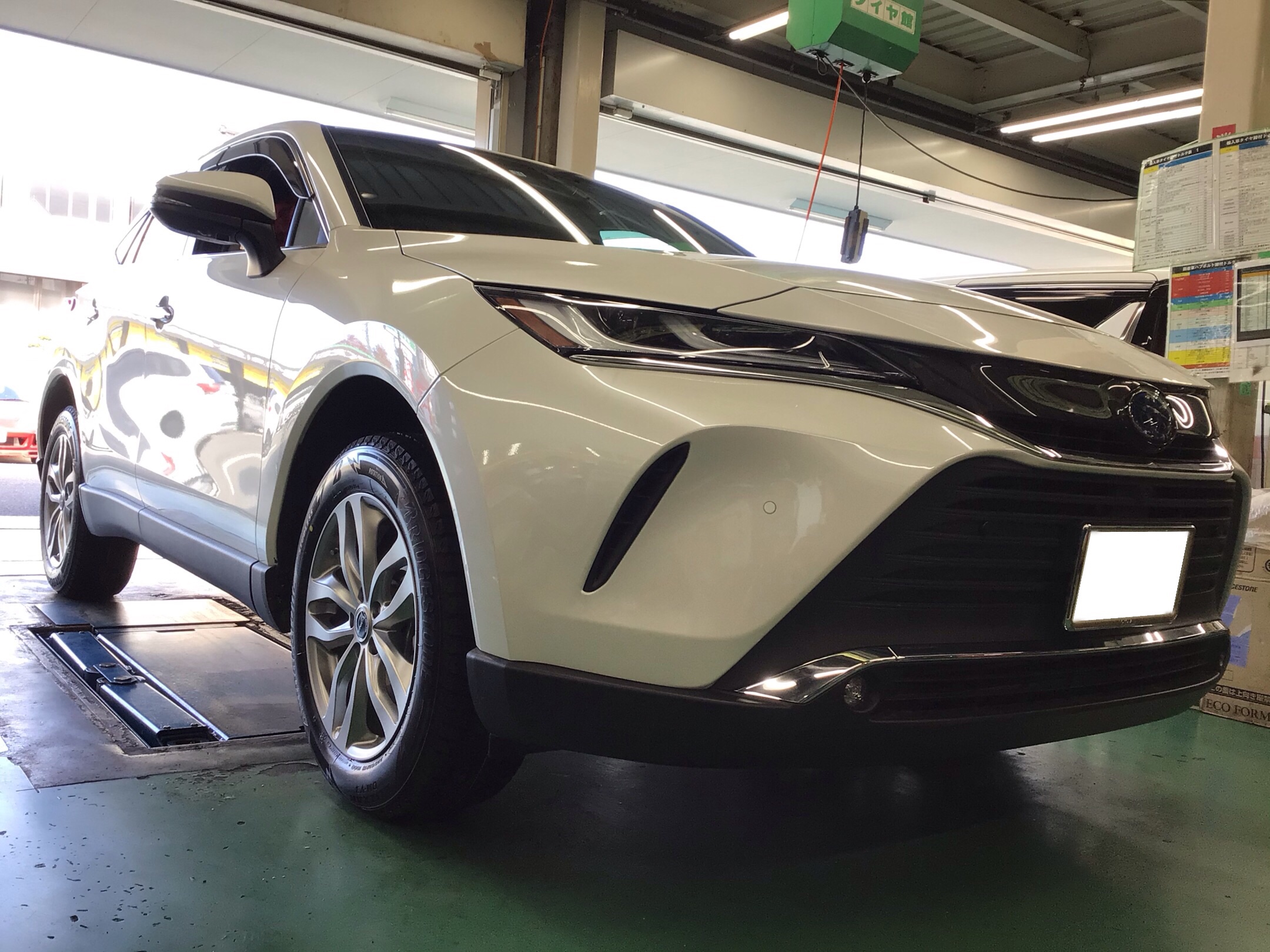 80ハリアー純正ホイール+BLIZZAK DM-V3 スタッドレスタイヤセット 80ハリアー純正ホイール+BLIZZAK DM-V3 スタッドレスタイヤ