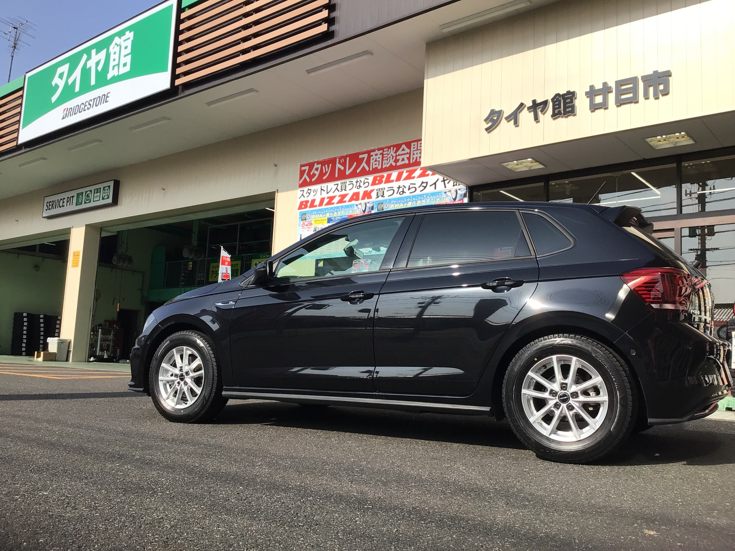 VW　ポロ　TSI　Rライン　スタッドレスホイールセット取り付け　タイヤ館廿日市