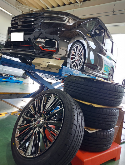 先日の作業 ステップワゴンスパーダ 18インチ | ホンダ ステップワゴン