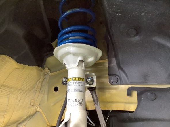 jg3 N-ONE RS サスペンション ホンダ・JG3 N-ONE RS】サスペンション交換作業のご紹介です。 | 店舗