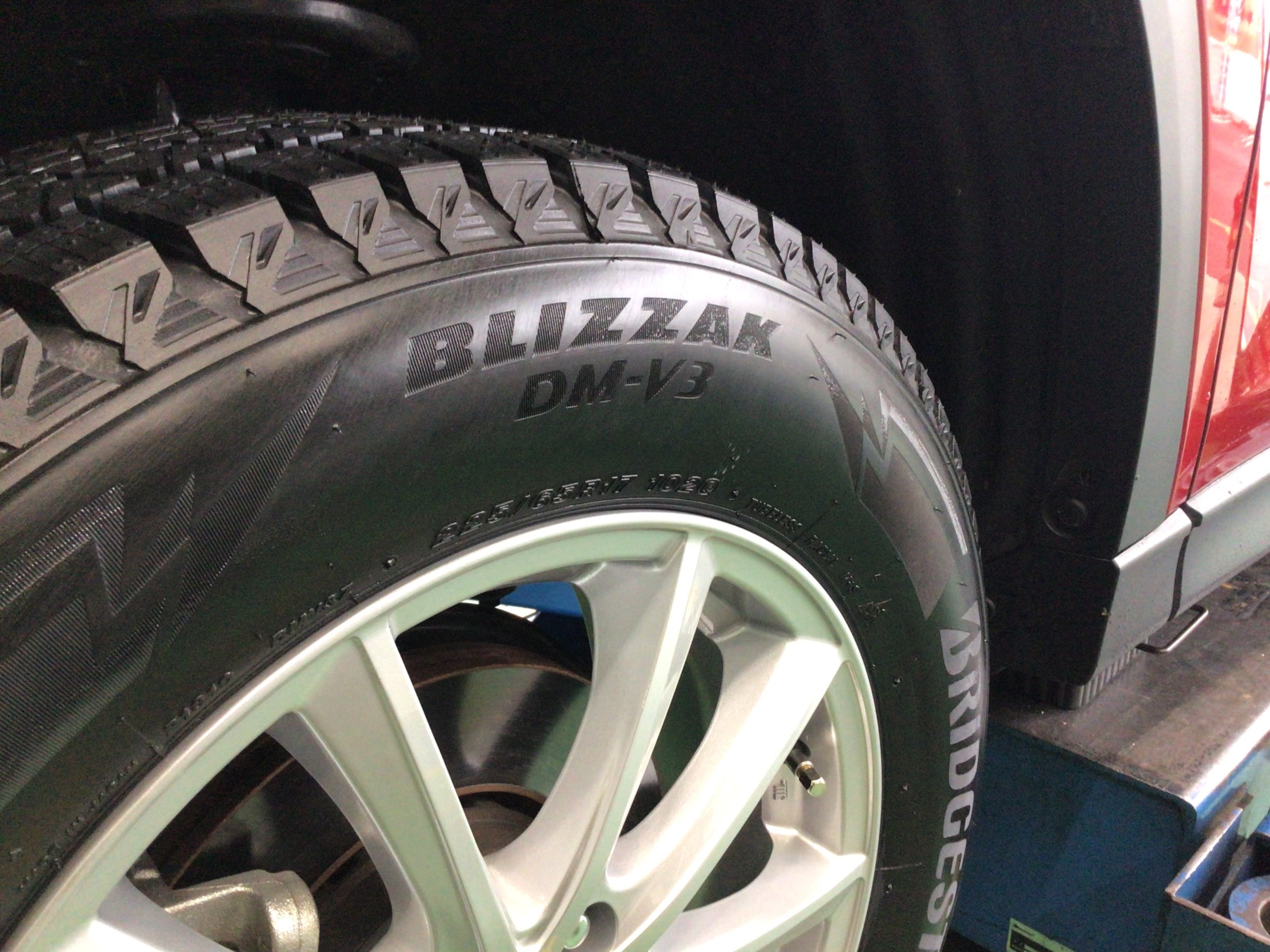 マツダ　CX-5　スタッドレスホイールセット取り付け