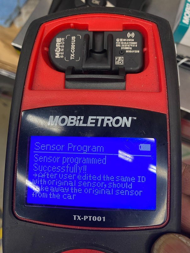 ポルシェ マカンGTS スタッドレスセット取り付け | 店舗おススメ情報