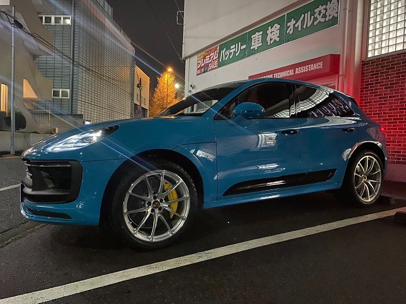 ポルシェ マカンGTS スタッドレスセット取り付け | 店舗おススメ情報