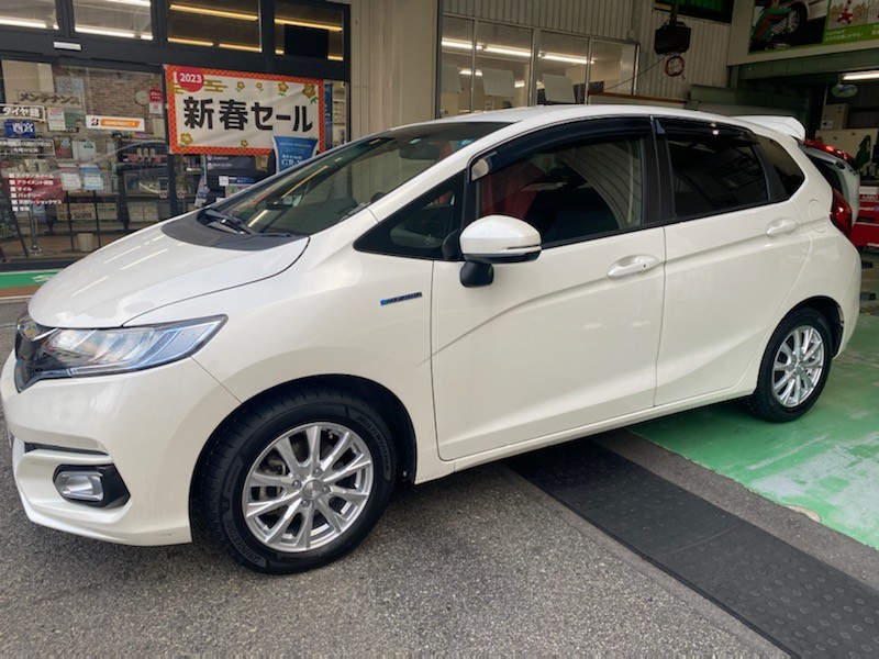オールシーズンタイヤ ホイール付 2021年製 ホンダ フィット175/65 R14 楽天市場】ホンダ フィット 純正 タイヤ 175 65r14の通販