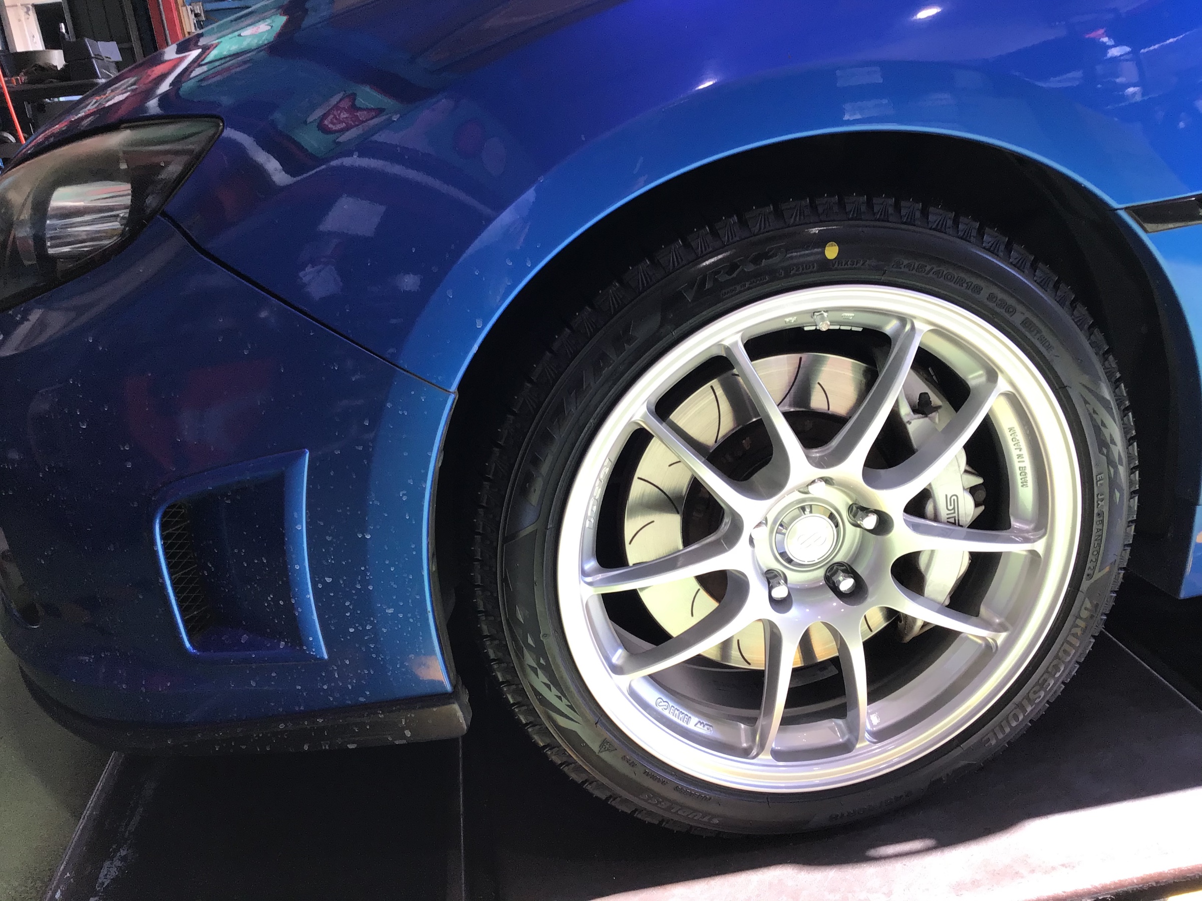 冬タイヤ】スバル：GBRインプレッサWRXSTI[R205] 拘りのホイール