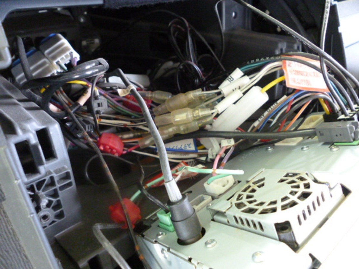 備えあれば患いなし☆VOXY（ZRR70G）ドライブレコーダーお取り付け