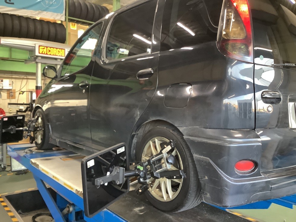 TOYOTA【ファンカーゴ NCP21】車高調取付 TEIN STREET BASIS Z TOYOTA【ファンカーゴ NCP21】車高調取付 TEIN STREET BASIS Z